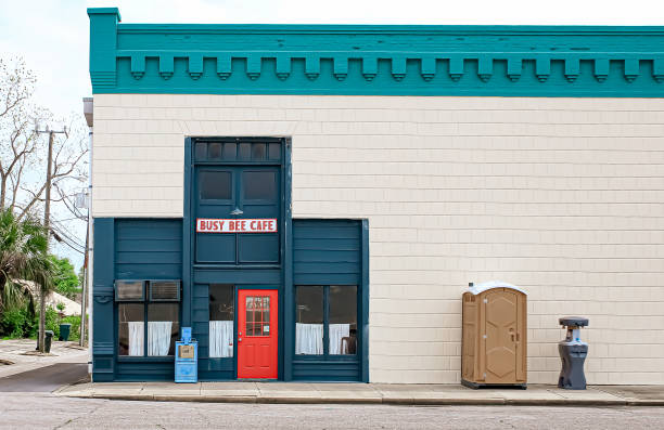 Best Porta potty delivery and setup  in Moreno Valley, CA